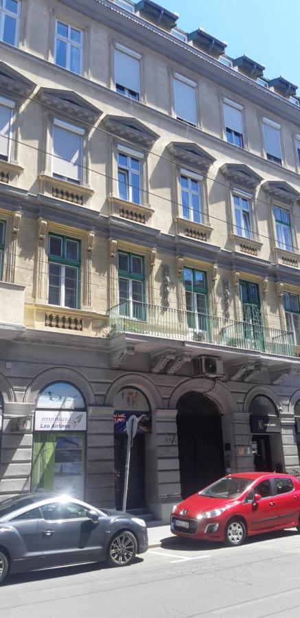 Theaterland Classic Apartments Budapest Extérieur photo
